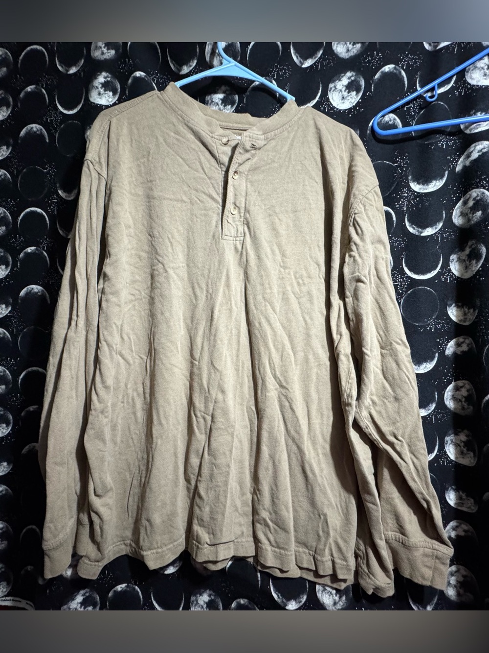 Puritan Men's Long Sleeve Henley in Tan Size Large